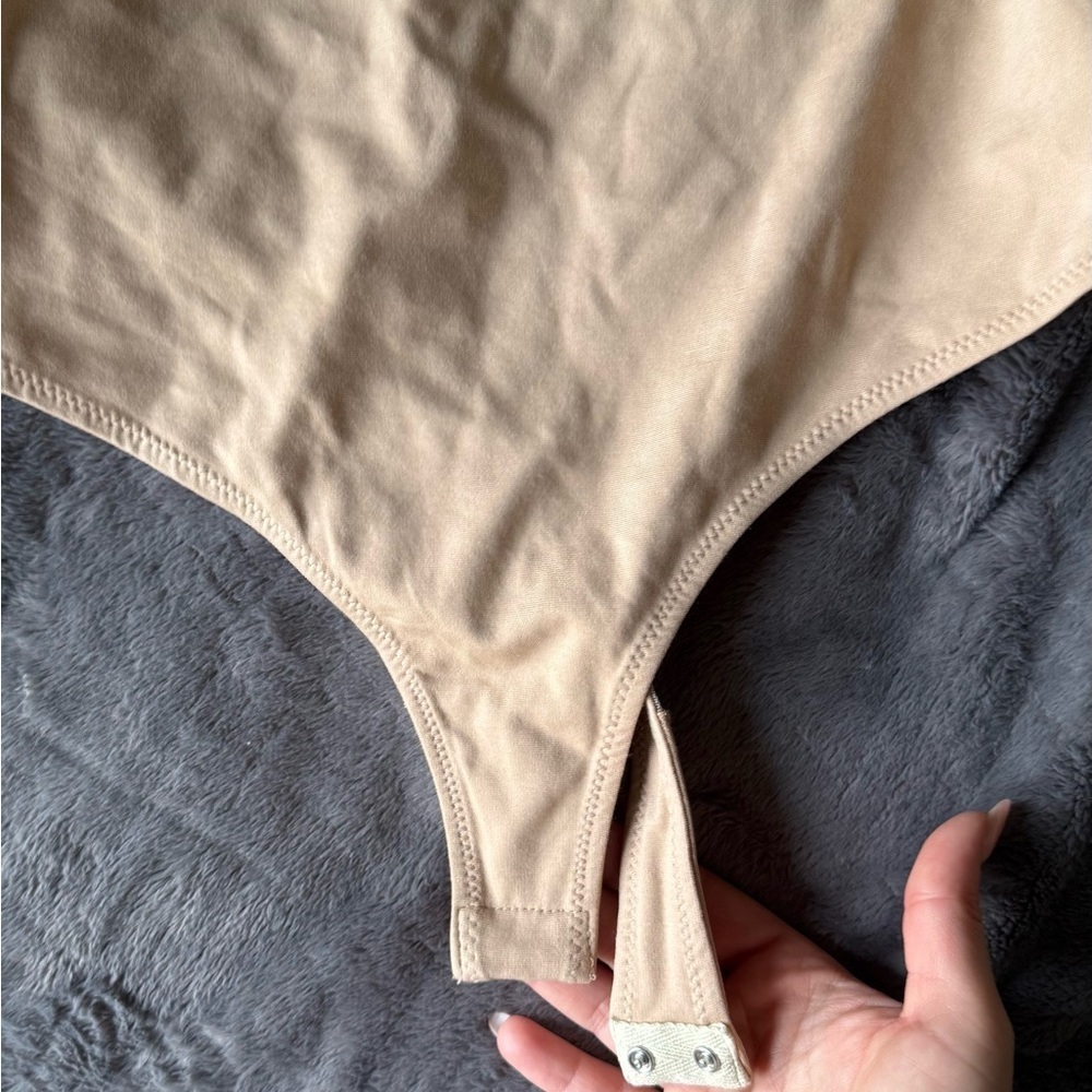 Elegant Cream Long Sleeve Bodysuit - Picture 4 of 4